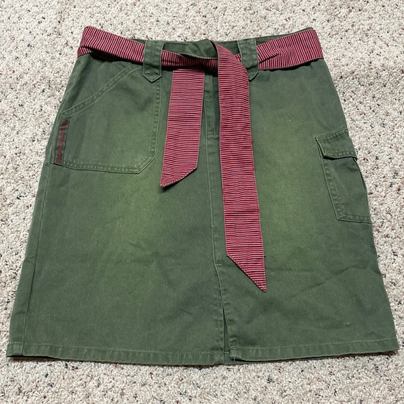 U.S. polo Assn girls size 16 army green skirt with red belt - Picture 1 of 2